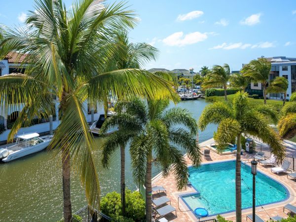 Naples Bay Resort & Marina