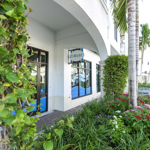 Naples Bay Resort & Marina